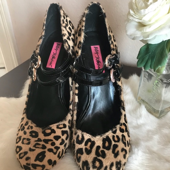 Betsey Johnson REAL FUR Tease-P Leopard Heels - Picture 4 of 9